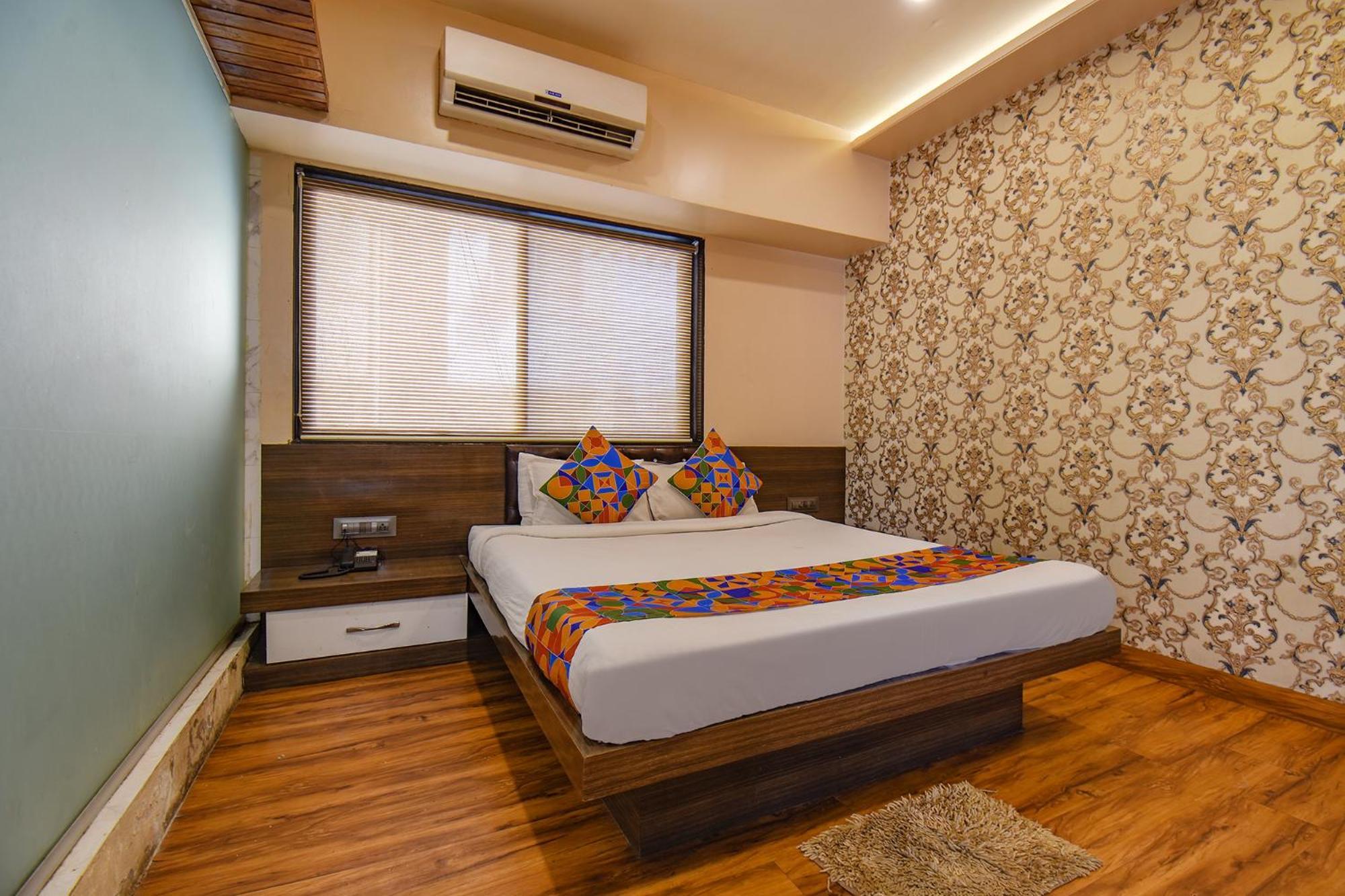 Fabexpress Glory - Nr Skywalk Bridge Hotel Pimpri-Chinchwad Luaran gambar