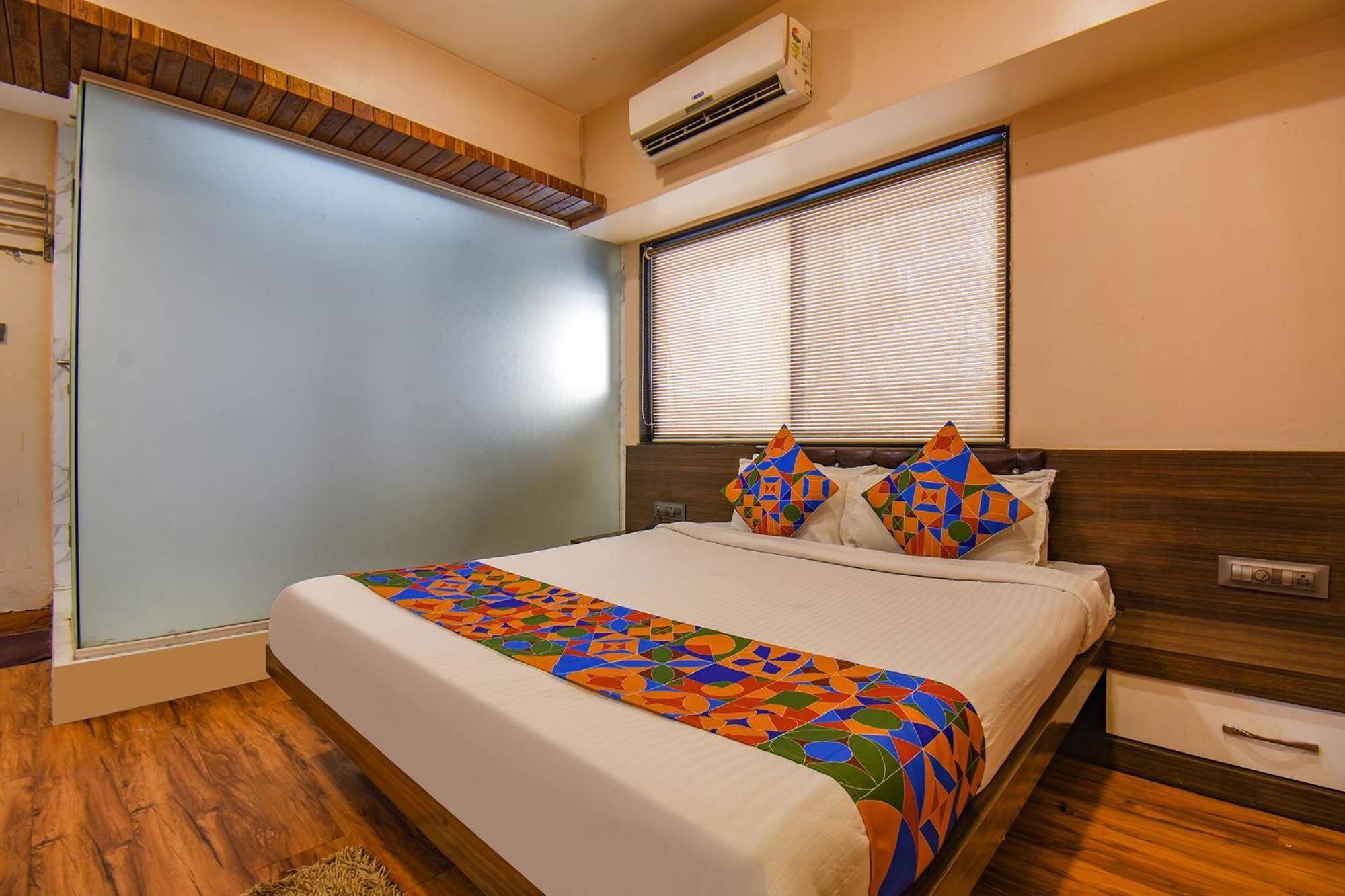 Fabexpress Glory - Nr Skywalk Bridge Hotel Pimpri-Chinchwad Luaran gambar